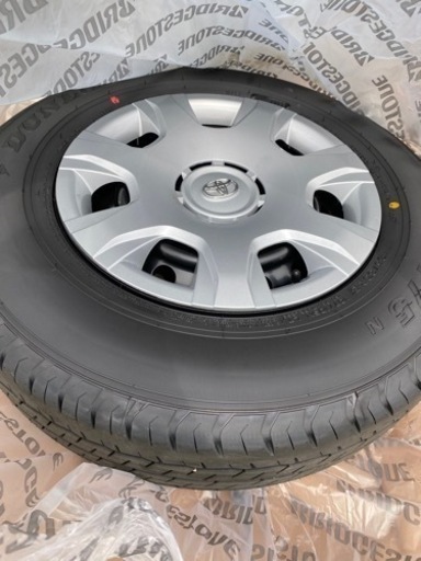 ハイエースタイヤ