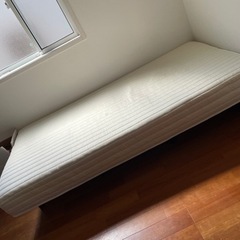 ベッド　無料　(31日まで)