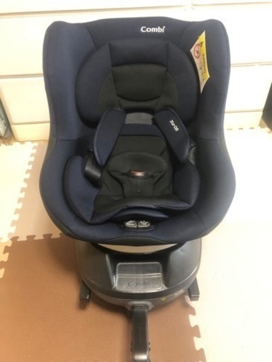 美品ISOFIX対応 combi チャイルドシート