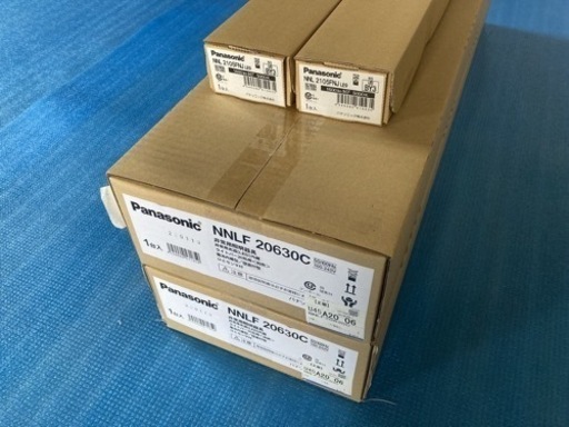 【Pana製】階段灯 新品未開封 XLF213UNNCLE9