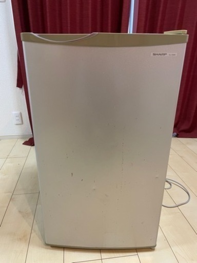 シャープ冷蔵庫　小型
