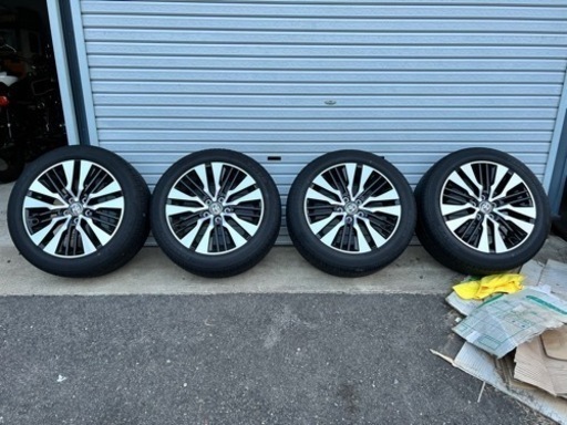 美品  30アルファード純正ホイール