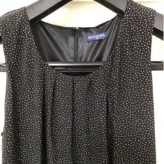 GLOGEOUS ワンピース　サイズM 身幅42.着丈87センチの画像