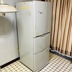 引き取り無料！東芝の冷蔵庫 GR-Y35MV お譲りします