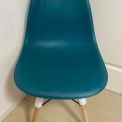 ★取引決定★テーブルとイス２脚セットの画像