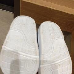 ほぼ新品　ベビー　シューズ　12.0　女児の画像