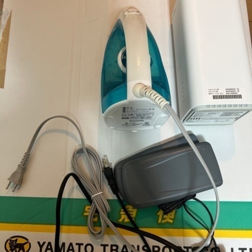 不用品セット1   アイロン　電卓    softbank air