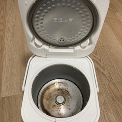 炊飯器の画像