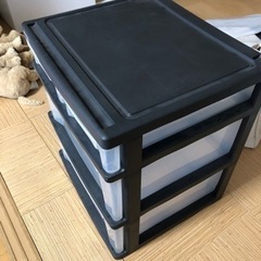 収納ボックスの画像