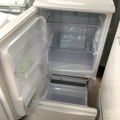 安心の6ヶ月保証付!! 【シャープ　18年製】 2ドア冷蔵庫 【トレファク町田店】の画像