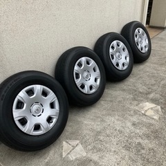 （お取引き中）ハイエース　タイヤホイール