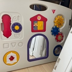 ベビーサークルの画像