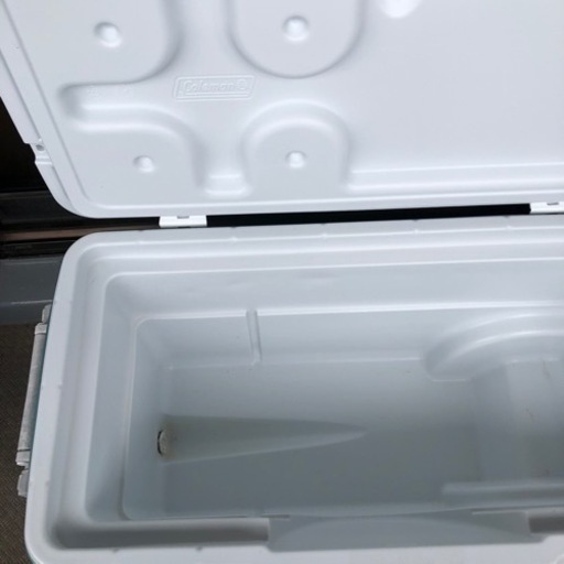 コールマンクーラー　ULTIMATE Xtreme 50QT