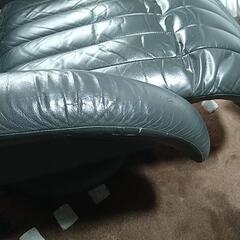 回転リクライニングチェアの画像