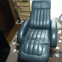 回転リクライニングチェアの画像