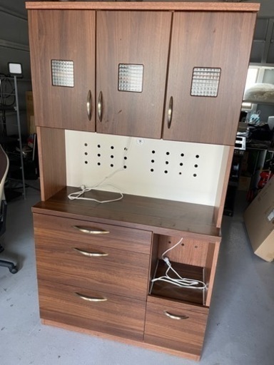 おしゃれなレンジボード食器棚