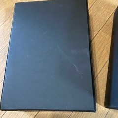 A5サイズ　ブック型ケース　2つの画像