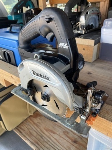 マキタ　丸鋸　18V