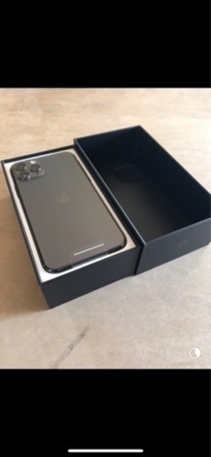 iPhone11pro 64ギガ SIMフリー　（美品）値引きしました