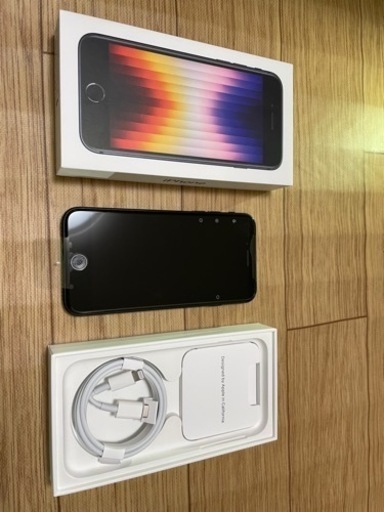 iPhoneSE  第3世代 64G ブラック