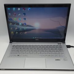 NECノートパソコン i7（中古）4GBのメモリ、SSD128G...