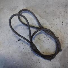 ワイヤーロープ　直径約1.5cm  長さ1.5m