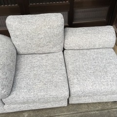 ロータイプの2人掛けコーナーソファー　3500→2500