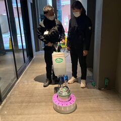 ビル管理会社の定期清掃課スタッフ募集です。の画像
