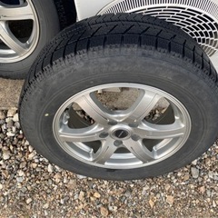 VRX スタッドレスタイヤ　215-60-16の画像