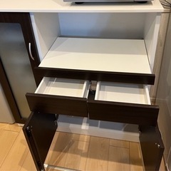 食器棚　どなたか貰って下さい！
