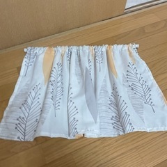 突っ張り棒と目隠しカーテン