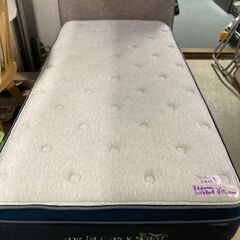 ☆中古 激安！！￥18,000＝＞15,000！！ニトリ　シングルベッド　家具　幅97cmｘ奥行196cmｘ厚さ30cm　【BC205】
