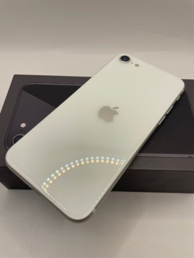 　iPhone SE2 64GB SIMフリー #22069