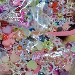 デコパーツ　ネイル　リボン　薔薇　星　キャンディー　お菓子の画像