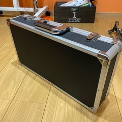 ベース　マルチエフェクター　ケース付きの画像