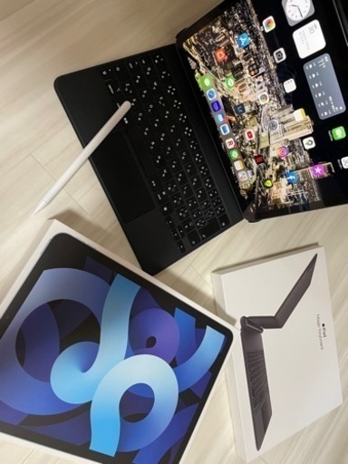 iPad 4 air 4世代 Wi-Fiモデル　Magic keyboard その他おまけ付き