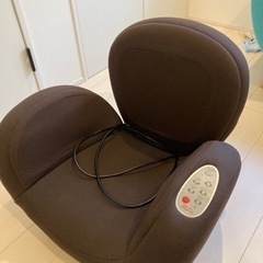マッサージチェアー　エアリーシェイプ