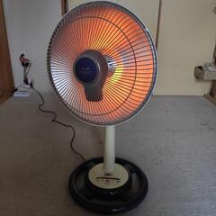 電気ストーブの画像