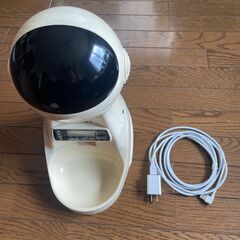 値下げ！自動給餌機 猫 犬 10秒録音 2WAY給電（AC、乾電...