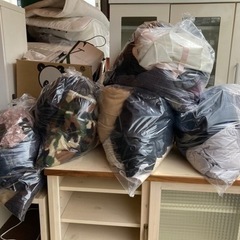 【🎊0円🉐冬物アウター大量🧥取り置き•返信なし❌早い者勝ち‼️】...