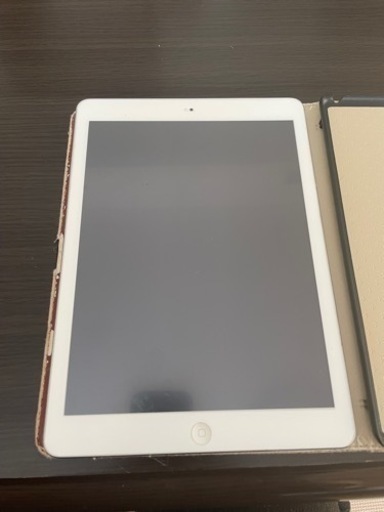 iPad Air 16GB シルバー MD788CH/A