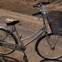 【現在、お話中】大人用の自転車です。不要の為どなたかお使い下さい。