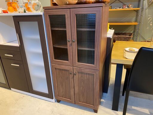 宇都宮でオシャレな家具を探すなら『オトワリバース！』キャビネット 食器棚 キッチン収納 収納棚 ブラウン ニトリ 中古品