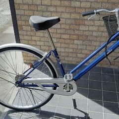 ★値下げしました★27インチ自転車（空気入れ付き）