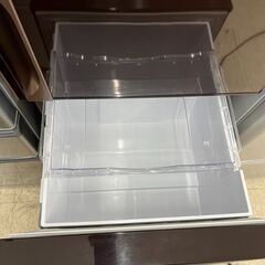冷蔵庫探すなら「リサイクルR」❕ 冷蔵庫・洗濯機大量入荷❕ あなたの欲しいが見つかる「リサイクルＲ」❕自動製氷付き❕　3ドア冷蔵庫❕ 幅54㎝のスリム設計❕ ゲート付き軽トラ”無料貸出❕購入後取り置きにも対応 ❕即日配送❕ R1759 冷蔵庫探すなら「リサイクルR」❕ 冷蔵庫・洗濯機大量入荷