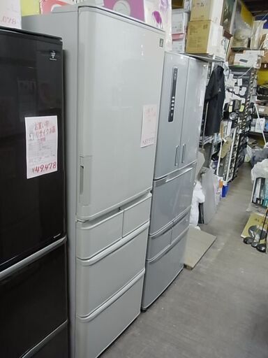 セール中につき、通常特価87,978円より10,000円引きの77,978円!　SHARP　シャープ　5ドア冷蔵庫　SJ-W411E-N　どっちもドア　412L　プラズマクラスター冷蔵庫　ノンフロン　2019年製