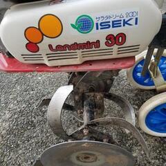 イセキ　耕運機　小型農機具の画像