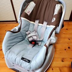 GRACOチャイルドシート　Classic.CONNECT