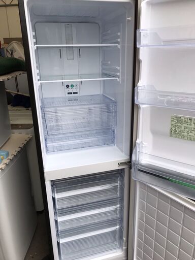 使用感短い！！！　プラズマクラスター搭載！！！　３１０リッター　冷蔵庫　４９，９８０円（税込み）