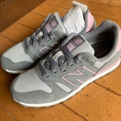 WL373WNDニューバランス新品未使用　23.0
